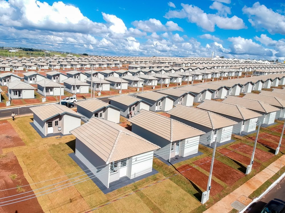 Tabela Minha Casa Minha Vida 2026 (CAIXA): faixas de renda, taxas de juros, subsídio e SBPE/SFH